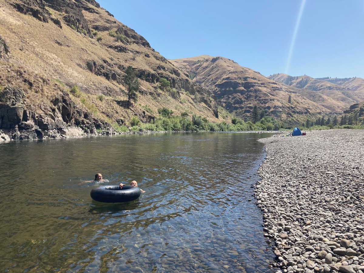 Grande Ronde R.